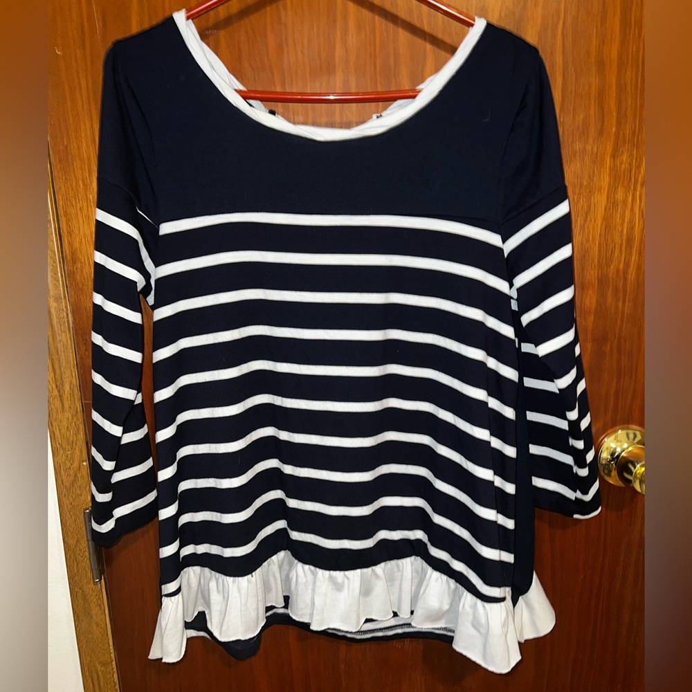 Woman’s Long Sleeve Size Medium Umgee Blouse